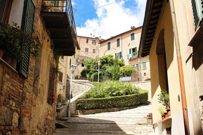 Private Guided Tour of Montepulciano With Wine Tasting - Accessibility and Restrictions