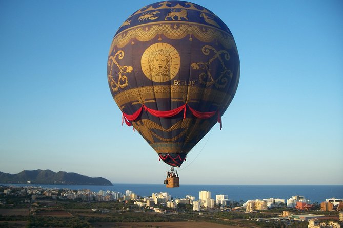 Private Hot Air Balloon Ride in Mallorca With Champagne and Snacks - Balloon Ride Experience