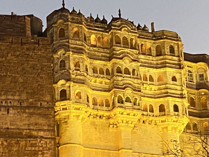 Private Jodhpur City Luxury Sightseeing Tour With Driver - Drivers Language Proficiency