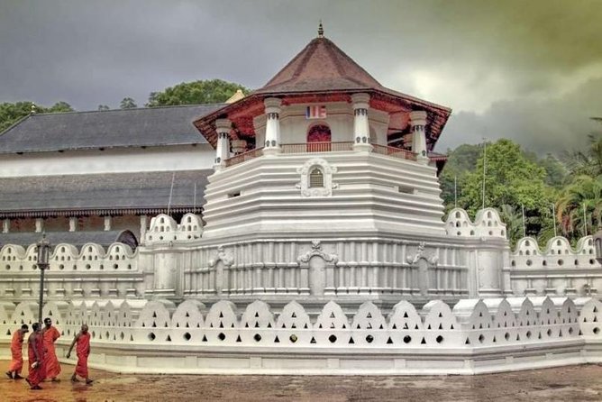 Private Kandy Day Tour From Colombo - Customer Reviews