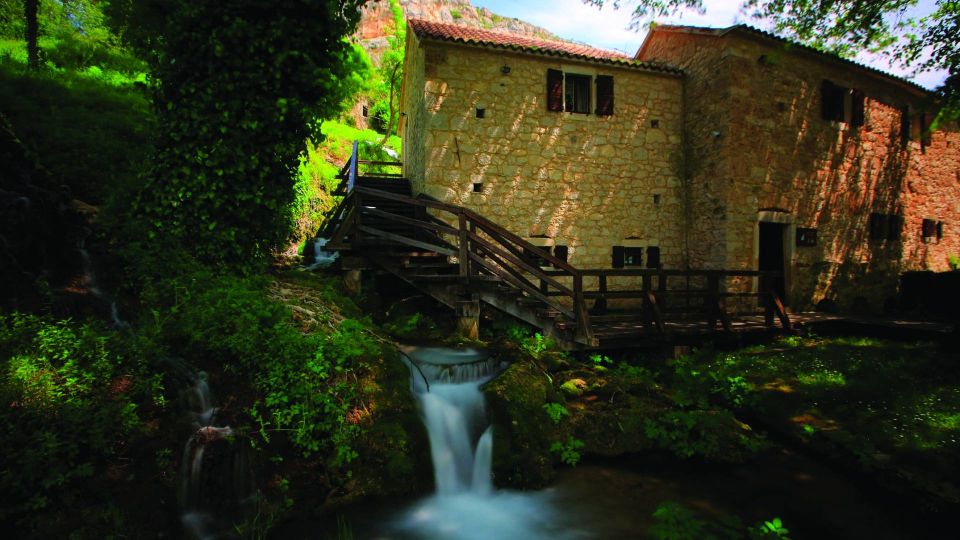 Private Krka Falls Tour From Split With Wine Tasting & Lunch - Inclusions