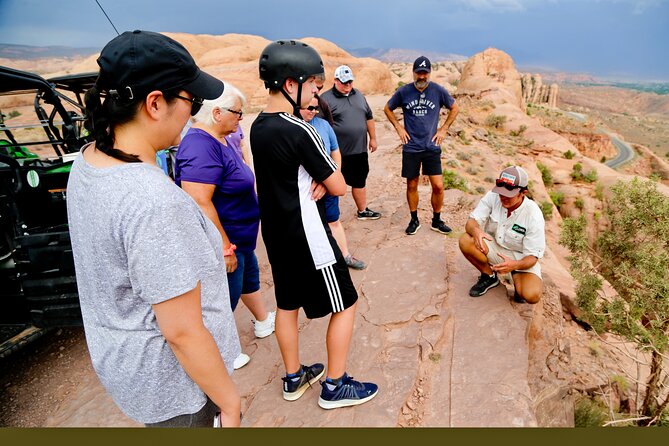 Private Moab 4x4 Tour of Hells Revenge and Fins & Things Trail - What To Expect and Additional Info