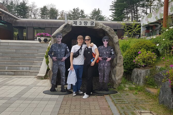 Private Mount Inwangsan Hiking Tour in Seoul With Korean Lunch - Pricing Details