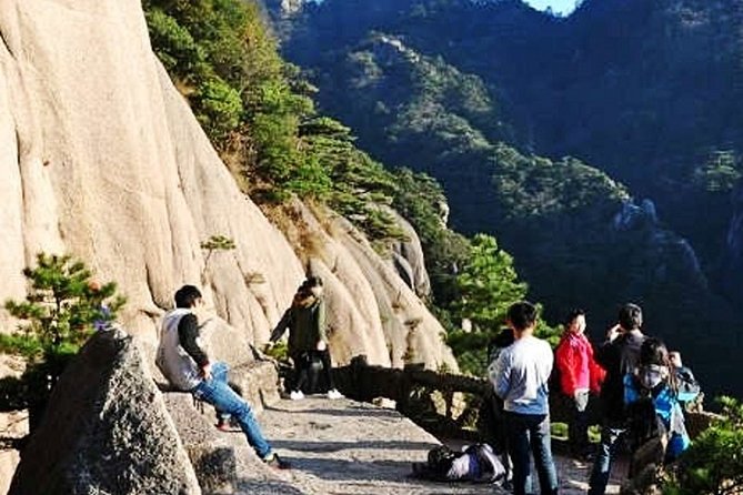 Private Photography Day Tour of Huangshan Yellow Mountain - Transportation Details