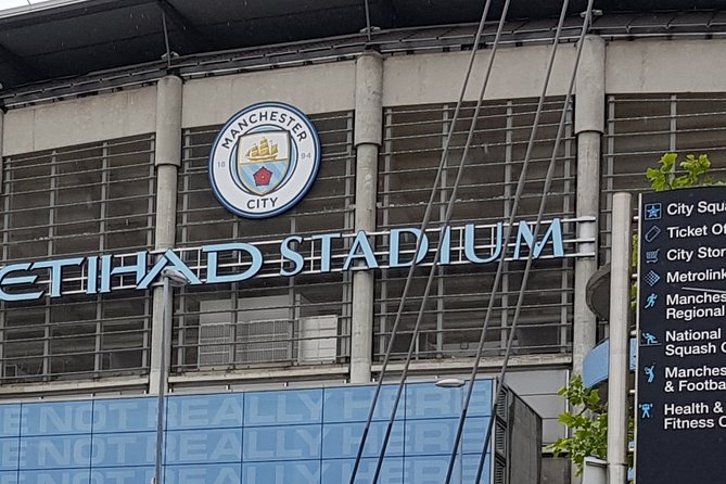 Private Round-Trip Transfer From Manchester Airport to Manchester City - Pickup and Drop-off Details