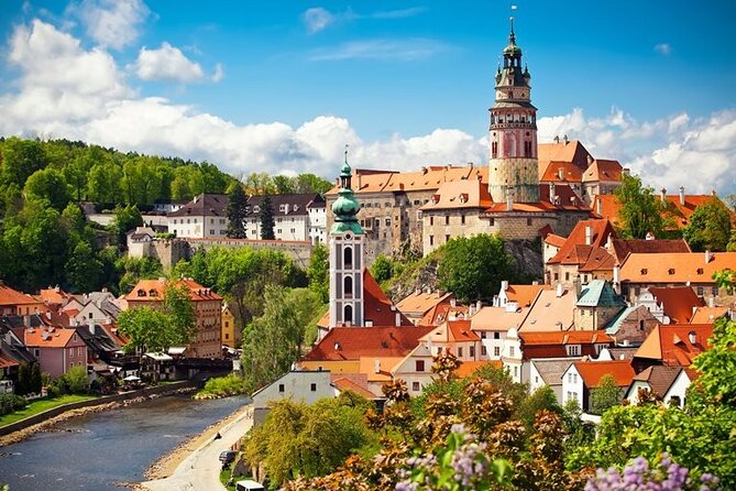 Private Tour From Cesky Krumlov to Prague With a Guided Tour at the Budweiser Brewery - Important Details