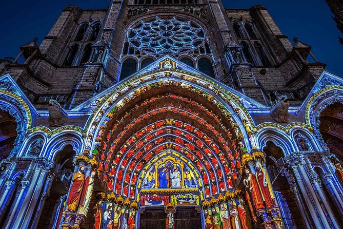 Private Tour of Chartres From Paris - Exploring Chartres Cathedral