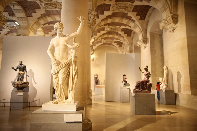 Private Tour of the Louvre Museum With Expert Guide - Exclusive Group Access