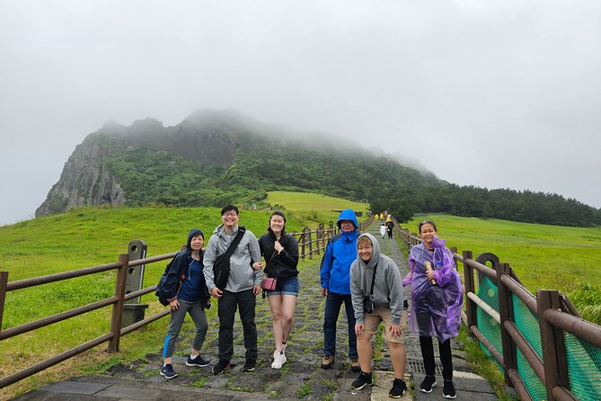 Private Tour on the Fantasy Island of Jeju for CRUISE Customers - Manjanggul Cave Closure