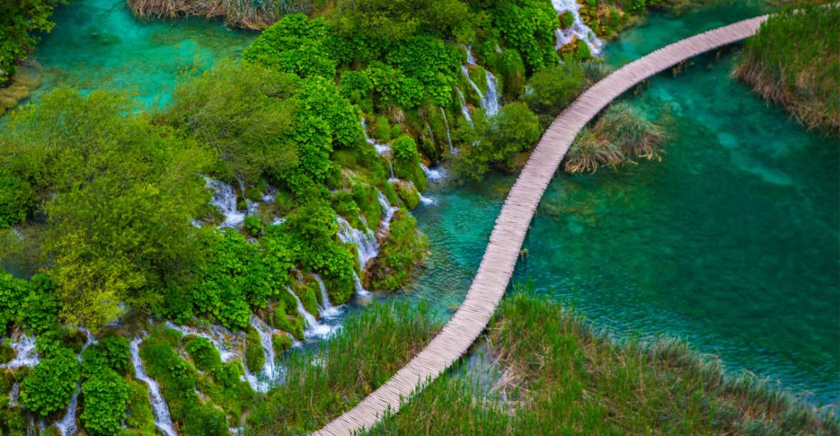 Private Tour Plitvice National Park Lakes From Split - Location Insights and Attractions