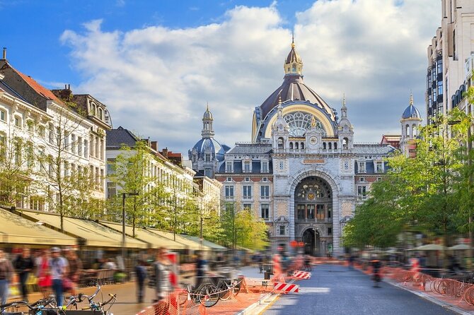 Private Tour to Antwerpen and Brussels City Tour: Day Trip From Amsterdam - Experiencing Belgian Cuisine