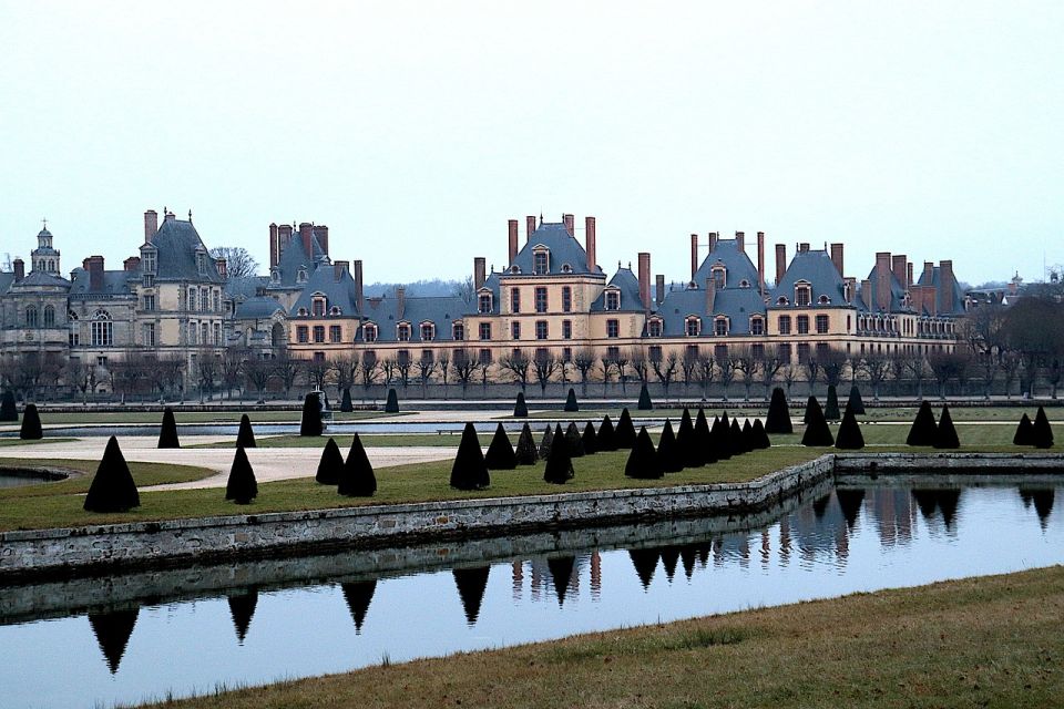 Private Tour to Chateaux of Fontainebleau From Paris - Location Highlights