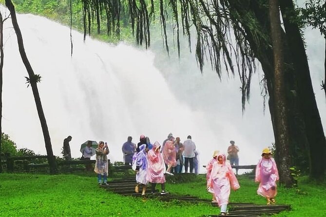 Private Tour to Doi Inthanon Including Twins Pagodas and Hiking - Pricing Options