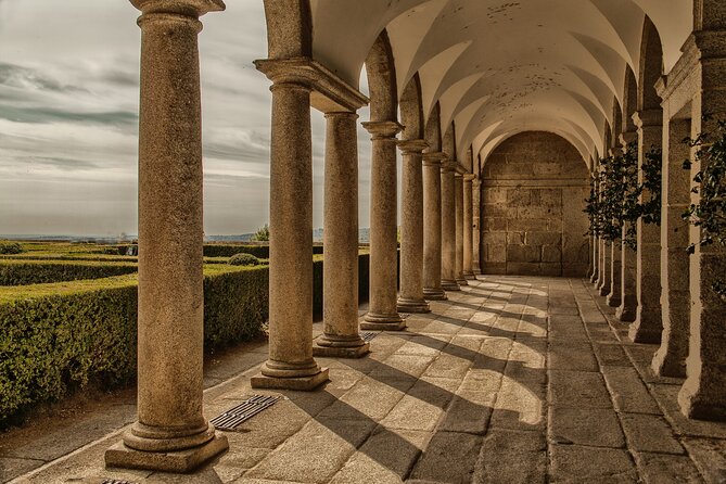 Private Tour to Escorial Valley of Fallen and Segovia From Madrid - Common questions