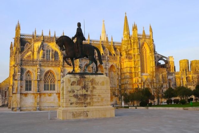 Private Tour to Fátima, Batalha, Nazaré, and Óbidos - Pricing and Booking Details