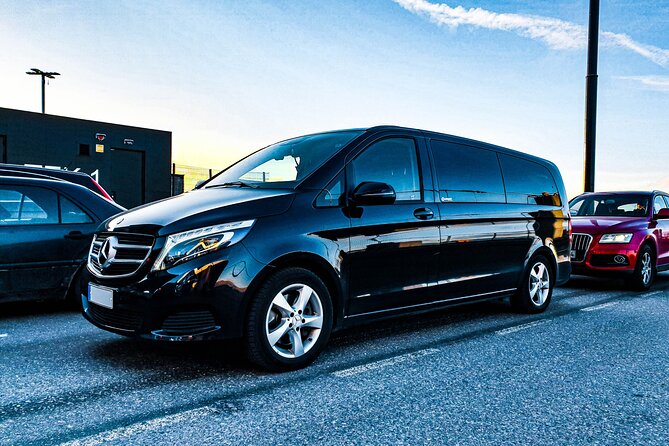 Private Transfer Helsinki-St. Petersburg by Mercedes V or E-class - Common questions