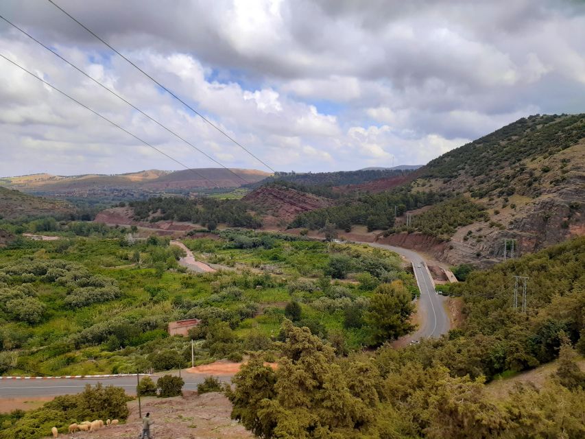 PRIVATE TRIP : ATLAS MOUNTAINS AND 2 VALLEYS FROM MARRAKECH - Full Description