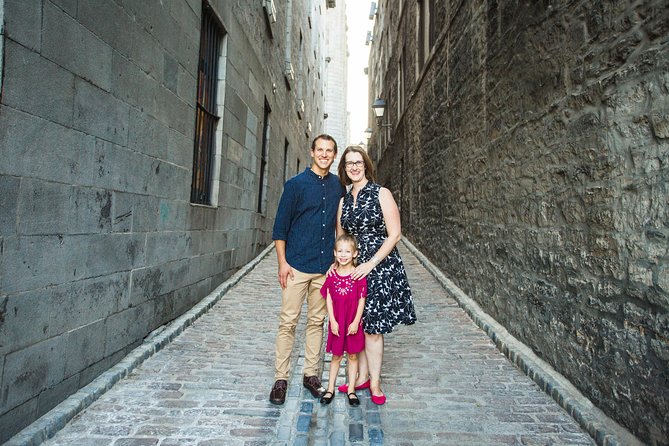 Private Vacation Photography Session With Photographer in Montreal - Traveler Photo Experience Insights
