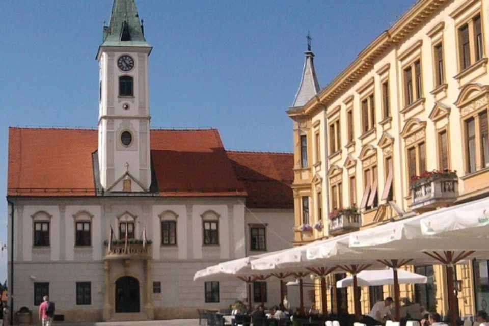 Private VaražDin and TrakošćAn Castle Tour - From Zagreb - Tour Description