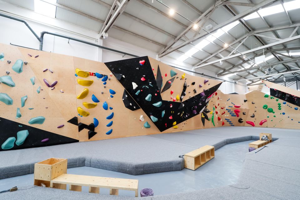 Proa Climbing Center: Indoor Climbing Gym Experience - Proa Climbing Center Specifics