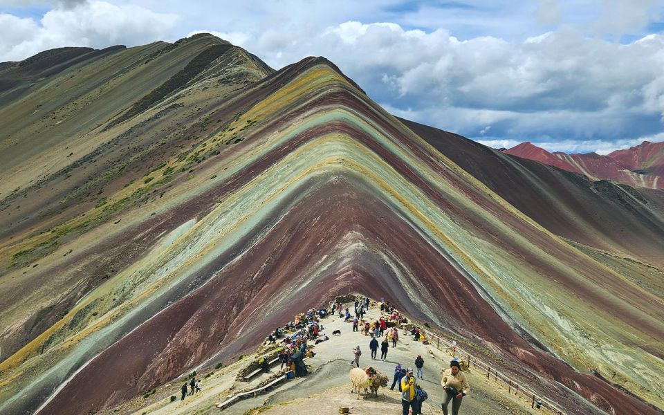 Rainbow Mountain Trek 1 Day - Inclusions and Services Provided