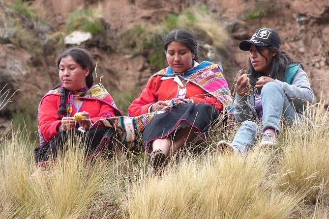 Rainbow Mountain Trek From Cusco - Altitude Acclimatization Tips