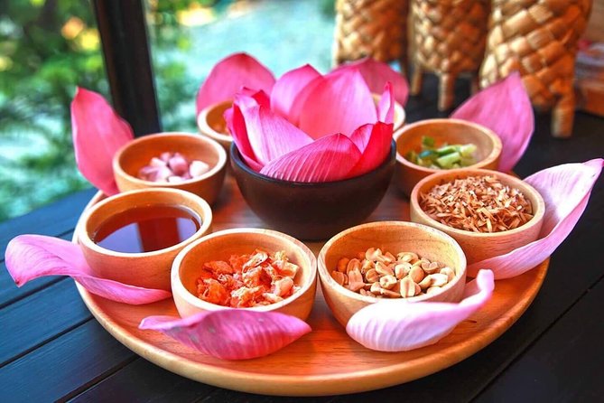 Red Lotus Garden Market With Thai Culture Halfday Tour - Booking and Cancellation Policy