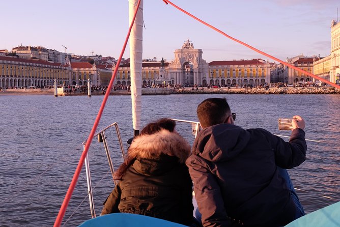 Relaxing Sailboat Cruise Along the Tagus - Additional Information