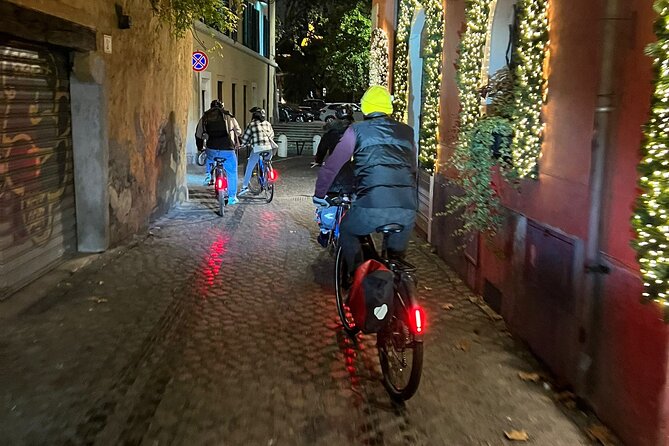 Rome Food Night E-Bike Tour of Main Sites Plus Hilltops! - Guide and Local Insights