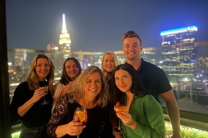 Rooftop Bar & Lounge Night Tour NYC - Meeting Point and Logistics