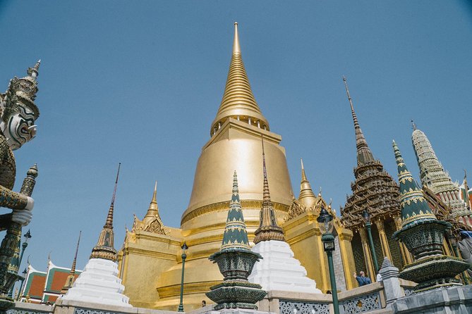 Royal Grand Palace Tour From Bangkok With Wat Phra Kaew (Sha Plus) - Meeting and Pickup