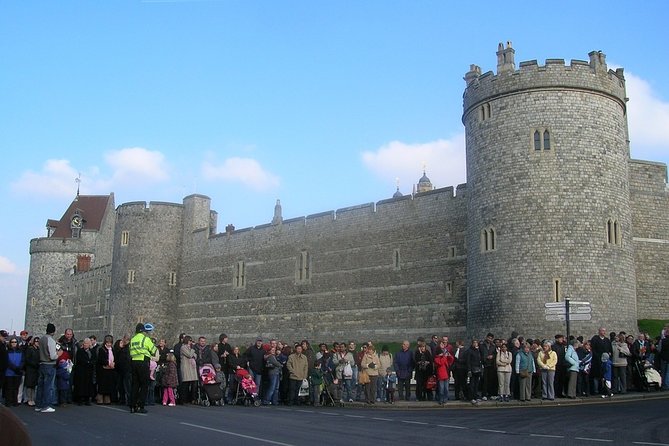 Royal Windsor Castle Private Tour in Executive Luxury Vehicle - Booking Process