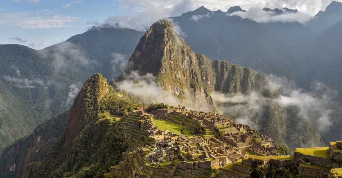 Sacred Valley & Machu Picchu by Train: 2-Day, 1-Night Tour - Day 1 Itinerary