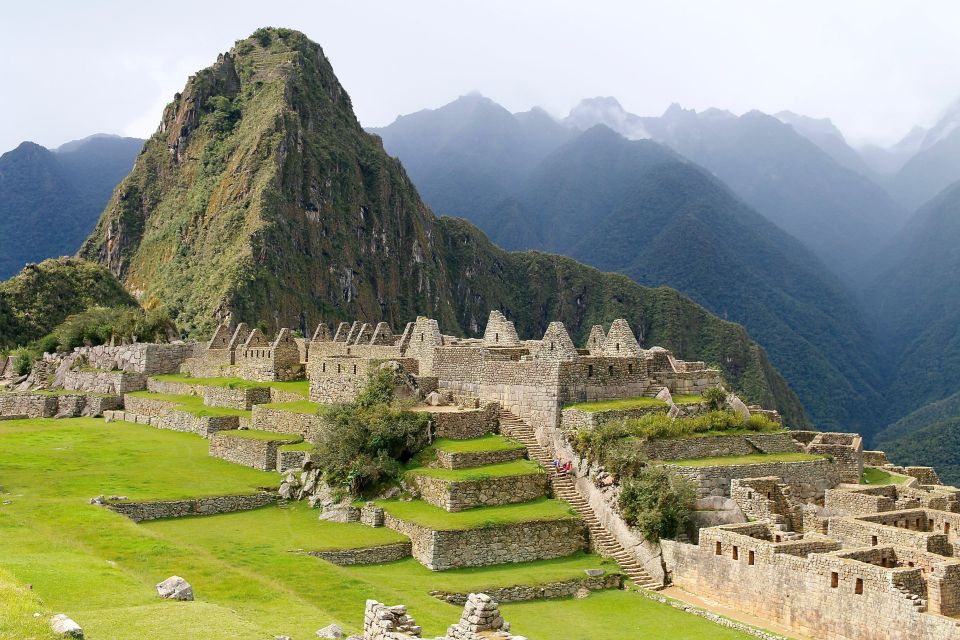 Sacred Valley to Machu Picchu Tour 2 Days - Itinerary Overview