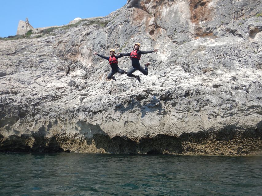 Sagres: Coasteering - Swimming, Cliff Jump & Rock Climbing - Directions