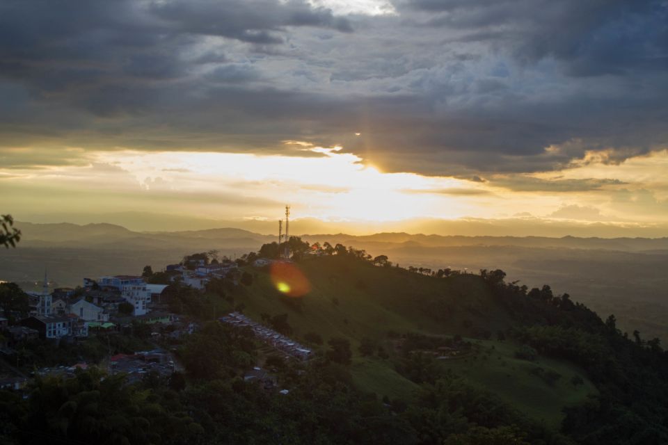 Salento: Quindío Magical Towns Private Tour With Local Lunch - Price and Inclusions