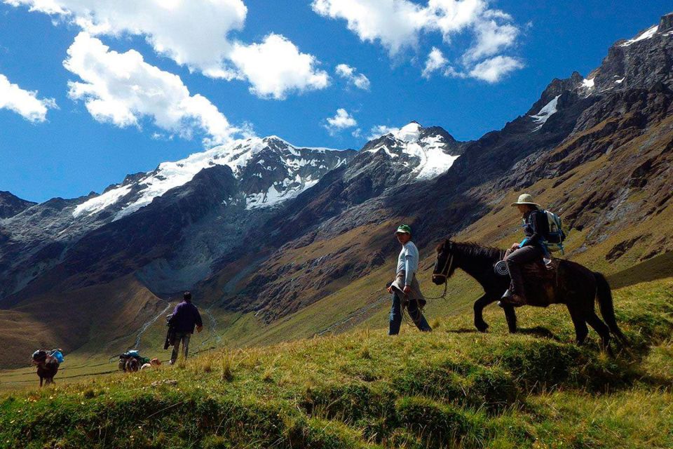 Salkantay Trek to Machu Picchu 4 Days - Logistics and Inclusions