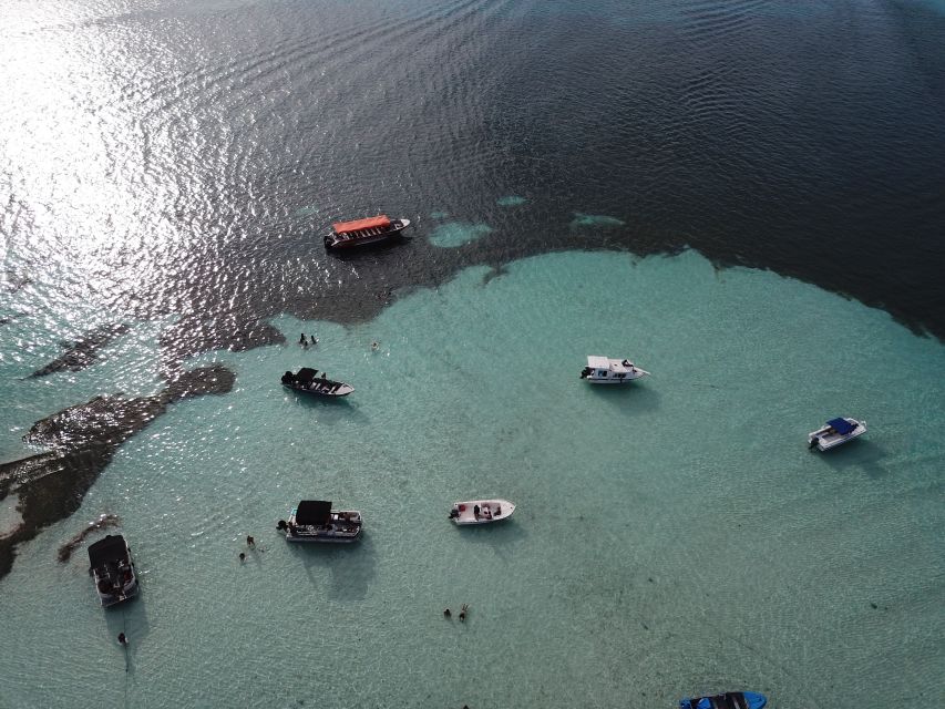 San Andrés: Island Pontoon Boat Tour - Full Description