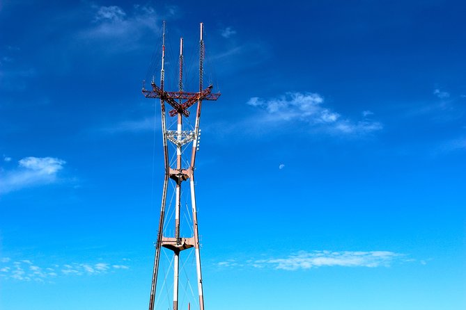 San Francisco Urban Hike: Castro and Twin Peaks - Spectacular City Views