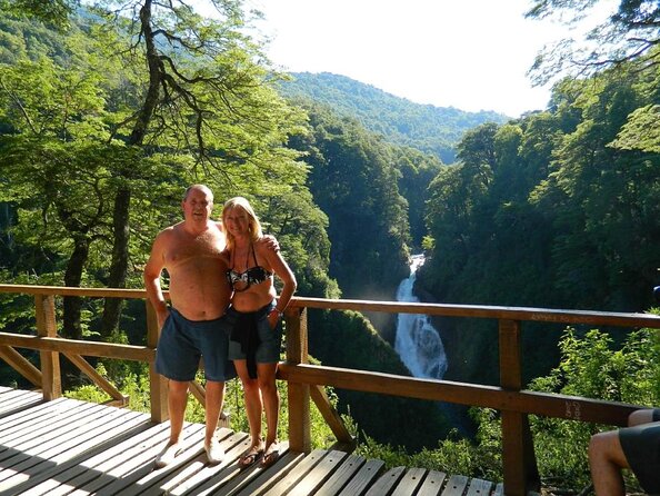 San Martin De Los Andes Lakes and Waterfalls Boat Trip - Meeting and Pickup Instructions