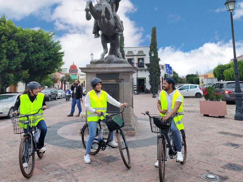 Santiago De Querétaro: Bike Tour - Location and Details
