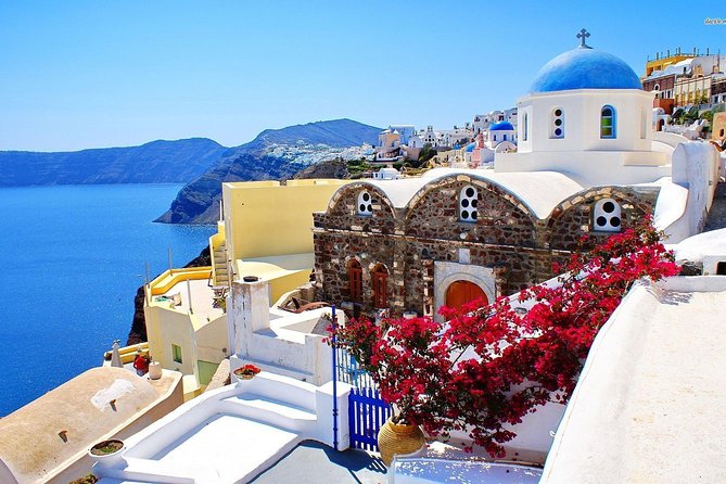 Santorini Luxurious Highlights Tour With Dinner - Luxury Accommodations