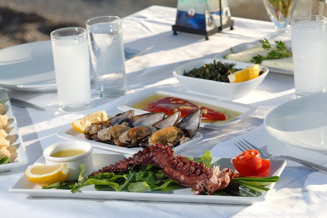 Santorini Small-Group Introduction With Lunch and Wine Tasting - In-Vehicle Amenities