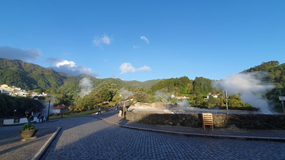 São Miguel: Furnas Hot Springs at Night With Dinner - Review Summary