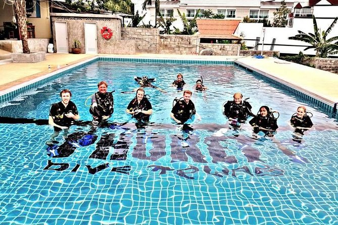 Scuba Diving Lesson for Beginners (1 Hour ) - Safety Tips for First-Time Divers