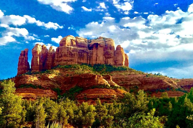 Sedona With Jerome and Montezuma Castle One-Day Van Tour - Traveler Recommendations