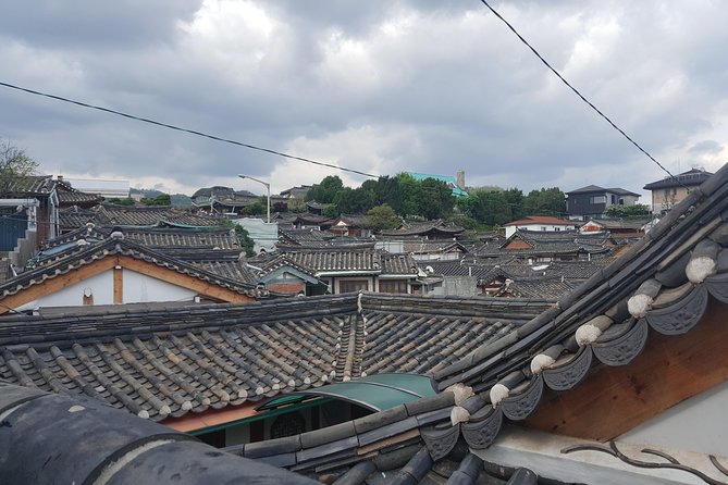 Seoul Small-Group Walking Day Tour: Palaces and Downtown - Meeting Point and Logistics