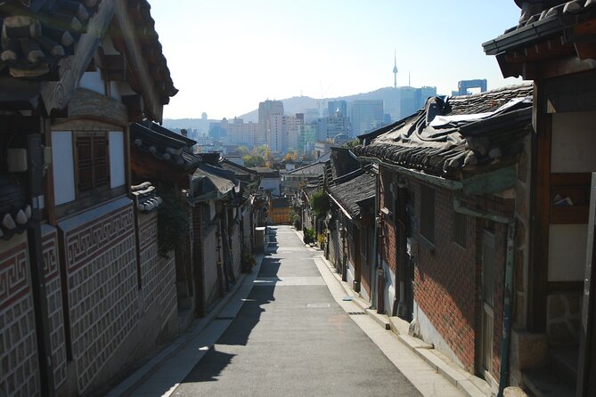 Seoul UNESCO Heritage Palace, Shrine, and More Tour - Tour Accessibility and Restrictions