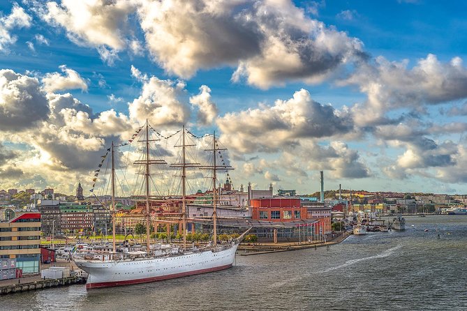 Short Gothenburg City Tour With Instagram Spots - Expert Photography Tips