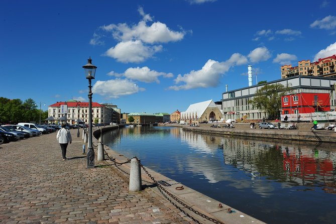 Short Historical Walk of Gothenburg. - Modern Influences in Historical Context